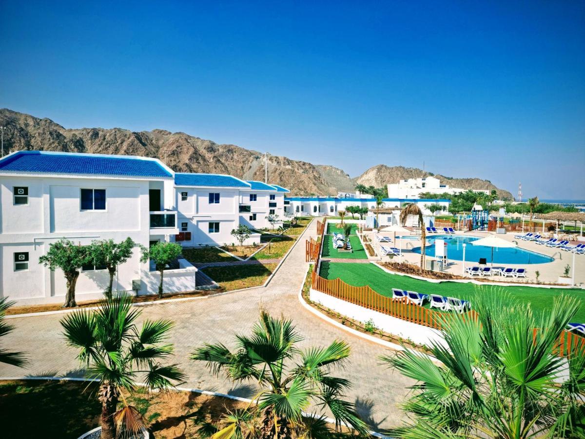 Holiday Beach Resort ดิบบา ภายนอก รูปภาพ